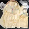 Pijama Estilo Coreano Ins Cuadros Azules para Estudiantes Tallas Grandes para Mujer, Estilo Primavera y Verano, Se Puede Usar Afuera, Conjunto Casual de Tres Piezas para Casa