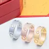 Anel de Amor Kajia Anéis de Casal em Aço Titânio Não Desbota 18K Banda Estreita Moda Estilo Luxo Leve Anel de Cauda para Mulheres