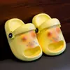 Pantuflas para niñas, diseño de gatito, nuevo modelo verano 2026, sandalias de EVA antideslizantes para interior, casa, baño para bebés, para niños
