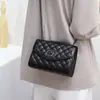 Bolsos para Mujer 2026 Nueva Moda Bolso Acolchado con Cadena Versátil Pequeño Estilo Chanel Bolso de Hombro Cruzado de Verano
