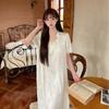 Camisón de manga corta de verano de alta gama para primavera y otoño con almohadilla para el pecho, pijama de seda helada para mujer, novedad de 2024, ropa de hogar de estilo chino con hebilla.