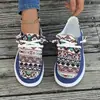 Sapatos Casuais Femininos de Tecido Primavera e Outono Novo Estilo Europeu e Americano Tamanho Grande Sapatos Femininos 2026 Slip-on de Lona Sapatos Baixos Femininos