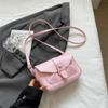 Bolso con Textura de Puntada Simple para Mujer 2024 Nuevo Verano Popular Ocio Estilo Occidental Commuter Bolso de Hombro Cruzado