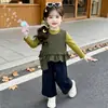 Conjunto de 3 Peças com Colete com Babados Estilo Coreano para Meninas Estilo Primavera/Outono 2026 Nova Moda Infantil Conjunto Estiloso para Menininhas