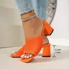 2025 Verano Nuevas Chanclas Estilo Coreano Flyknit para Mujer Sandalias de Moda con Tacón Grueso de Punta Cuadrada de Una Correa para Exteriores Venta al por Mayor