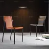 Silla de Comedor Minimalista Estilo Italiano Silla con Respaldo de Cuero de Silla de Montar Silla Simple Moderna para Hogar Restaurante Negociación Silla de Cafetería Popular en Internet