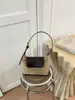 Bolso de Axila Retro Simple de Gama Alta Bolso Cruzado de Hombro Versátil Casual de Nicho Bolso de Mano para Viajes de Negocios Bolso de Mujer