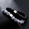 Pulsera de piedra volcánica para hombre, diseño geométrico cuadrado personalizado, estilo nuevo de alta gama, accesorios combinables, joyería de lujo sencilla y ligera para mujer.