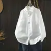 Camisa Blanca de Manga Larga 100% Algodón para Mujer, Estilo Nuevo Literario y Fresco para Primavera y Otoño, Bordada con Conejo y Rábano, Adecuada para Estudiantes
