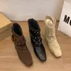 Botas Vaqueras de Gamuza con Aumento Interno Retro para Mujer 2026 Nuevas Botas Cortas de Temperamento Otoñal Botas para Pantalón de Pierna Apilada Botas de Cowboy