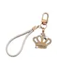 Llaveros europeos y americanos más vendidos transfronterizos, colgantes para bolsos, colgantes de moda con incrustaciones de diamantes, colgantes de corona personalizados de lujo, accesorios