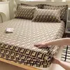 Sábana Bajera Ajustada de Algodón Cepillado Engrosado, Universal para Todas las Estaciones, Estampada, Completamente Cerrada, Resistente a la Suciedad, Cubre Cama Antideslizante de Algodón, Funda Protectora, Juego de Tres Piezas