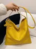Bolsa Hobo de Couro Bovino de Primeira Camada Tingido Naturalmente para Axila Modelo Novo 2025 Grande Capacidade Couro Genuíno Ombro Transversal Feminina