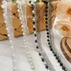 Ribete de Encaje Negro y Blanco de Malla de un Solo Lado con Pedrería y Perlas Grandes y Pequeñas, Accesorios Hechos a Mano para Bordes y Puños de Ropa DIY