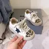Zapatos de Estrella Moda Infantil 2026 Primavera/Otoño Nuevo Estilo Zapatos de Plataforma para Niñas Todas las Estaciones Estilo Coreano Versátiles Deportivos Zapatos Casuales para Niños