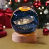 Bola de cristal luminosa transfronteiriça com gravação interna 3D luz noturna luzes decorativas criativas para mesa para enviar aos amigos presentes de aniversário pequenos enfeites