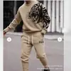Conjunto de Moletom com Gola Redonda e Mangas Longas e Calça Jogger Casual Esportiva High Street Hip-Hop Americano Transfronteiriço Estampa Digital Masculino