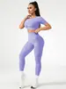 Conjunto de yoga sexy de venda quente transfronteiriço para primavera e verão, roupa de yoga para treino físico, leggings esportivos sem costura para levantamento de bumbum para mulheres