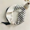 Bufanda de Seda de Moda Estilo Coreano para Primavera y Verano, Bufanda de Seda Magnética para Mujer, Bufanda de Perlas de Alto Nivel para Clavícula, Accesorio de Bufanda