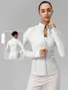 Chaqueta de Yoga Personalizada para Mujer con Cuello Alto Moda Deportiva al Aire Libre Cremallera Dorada Chaqueta con Capucha Transpirable Ropa Exterior para Fitness