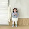 Conjunto de Chaqueta a Cuadros con Cuello Alto Estilo Suave para Niñas, Elegante Conjunto de Dos Piezas de Chaqueta de Encaje y Pantalones Falda para Bebés en Primavera y Otoño