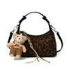 Bolso de Mano Plegado con Pedrería de Lujo Nicho para Mujer 2026 Otoño Estilo Coreano Moderno Chic de Hombro Único Cruzado Bolso Dumpling