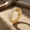 Anillo de Plata de Ley S925 Modelo Nuevo Transfronterizo con Moissanita Rectangular de 2*4 mm, Aro Completo, Estilo Elegante de Socialité, Anillo Versátil