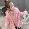 Chaqueta Acolchada Infantil 2025 Nueva Bebé Tres en Uno 0.05kg Ropa Exterior Chaqueta Casual para Exteriores Niñas Ropa de Otoño
