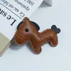 Huayang Nuevo Cuero de PU Pony Marca de Moda Año del Caballo Llavero Creativo Colgante DIY Accesorios para Ropa Colgante Decoración