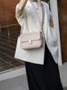 Bolso Pequeño Cuadrado Nuevo con Tapa abatible Colección Primavera/Verano 2026 Bolso de Hombro Cruzado Simple para el Trabajo en Piel Genuina con Diseño Único y Estilo Versátil