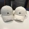 Gorra de Béisbol Casual Simple Estilo Coreano con Letra Pequeña para Mujer con Visera Curva Versátil para la Calle Visera Bordada con Letra Gorra de Pico