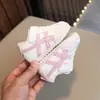 Tenis para niños 2025 Primavera y Otoño Nuevos Zapatos Blancos para Niños Zapatos Casuales para Niñas Zapatos para Niños Pequeños Tenis Forrest Gump