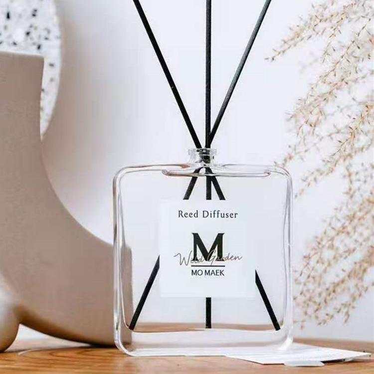 23091417351_1704057783