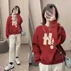 Moletom de Veludo com Gola Redonda e Estampa de Carta de Outono de Taiwan Estilo Coreano Solto Estilo Preguiçoso Top de Manga Longa para Mulheres