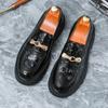 2023 primavera novos sapatos de condução tênis slip-on masculino altura oculta antiderrapante slip-on sapatos casuais de couro masculinos