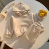 Conjunto de Moletom com Capuz Liso para Meninas Primavera e Outono Cores Macaron Conjunto Casual de Duas Peças Conjunto de Roupa Esportiva Externa Infantil