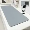 Tapete de Mesa de Escritório Grande Couro Borracha Mouse Pad para E-sports Tapete de Mesa para Casa Luxo Leve Sensação Avançada Tapete para Escrita de Estudante