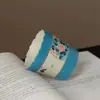 Taza de Café de Cerámica con Niebla Roja Pintada a Mano y Flores Azules, Alto Valor Estético, Adecuada para Uso Doméstico, También Adecuada para Té y Leche