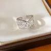 Anillo abierto de doble capa con cruz incrustada de circonita, chapado en oro real de 18k, sensación de nicho de alta gama, joyería exquisita de lujo ligero