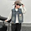 Chaleco para Niños 2026 Nuevo Otoño Primavera Chaleco de Mezclilla para Niños Medianos y Grandes Fresco Atractivo Elegante Chaleco Exterior Moderno