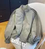 Chamarra Deportiva de Gama Alta con Dos Rayas y Cuello Alto para Mujer, Nuevo Estilo 2026, Corte Holgado, Top Corto Versátil Casual