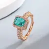 Anel Fashion de Luxo Leve com Corte Princesa, Imitação de Diamante e Rubi, Anel Vintage Esmeralda Simples Versátil para Mulheres