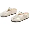 Mules femininas fechadas populares, novo modelo de verão 2026, sandálias casuais slip-on com sola grossa estilo Birkenstock