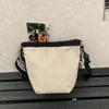 Bolso bandolera personalizado de marca de moda Ins con cordón ajustable, versátil, para teléfono móvil, ligero, tipo cubo deportivo, bolso de hombro casual