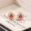 Yuebao Joyería Turmalina Plata de Ley S925 Chapado en Oro Rosa Flor de Ciruelo Pentagrama Incrustado con Circonio Moda Lujo Ligero Pendientes de Botón de Plata Venta al por Mayor