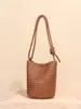 Bolso Tejido Nuevo Color Sólido Piel Suave Hecho a Mano Bolso Cubo Versátil Simple de Gama Alta Bolso de Hombro Cruzado Tote