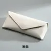 Estuche para Gafas Suministro Directo del Fabricante Estuche Tipo Sobre con Borde Oleoso de PU Estuche para Lentes Ópticas Caja de Almacenamiento para Gafas de Sol Se Puede Imprimir con L