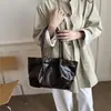 Bolso tote de moda y estilo delicado con lazo para mujer, bolso de mano retro simple de gran capacidad para el trabajo, bolso de hombro versátil para mujer
