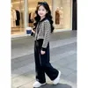 Moda Casual Estilo Coreano Estilo Perezoso Cardigan Rayado con Capucha de Manga Larga Pantalones Casuales Elegantes Conjunto de Dos Piezas para Niñas Primavera y Otoño