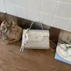 Bolso Pequeño Cuadrado Retro Simple para Mujer, Nuevo Bolso de Hombro Casual de Moda Primavera 2026, Bolso Cruzado Personalizado Estilo Ins